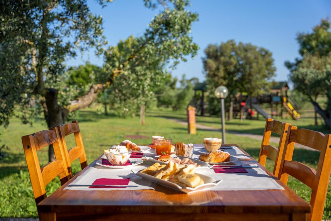 Glamping Gli Etruschi Hotel Piombino Luaran gambar