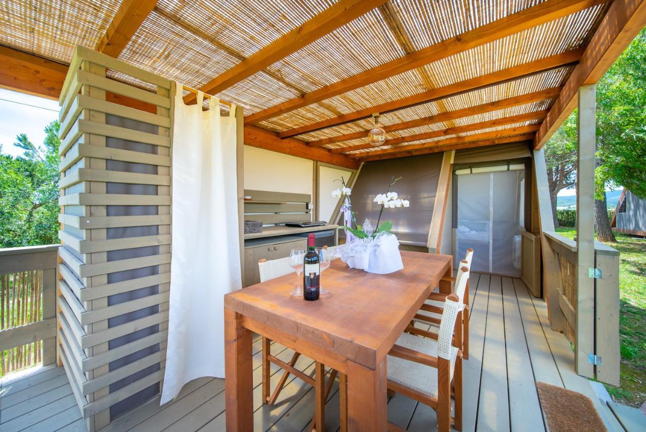 Glamping Gli Etruschi Hotel Piombino Luaran gambar