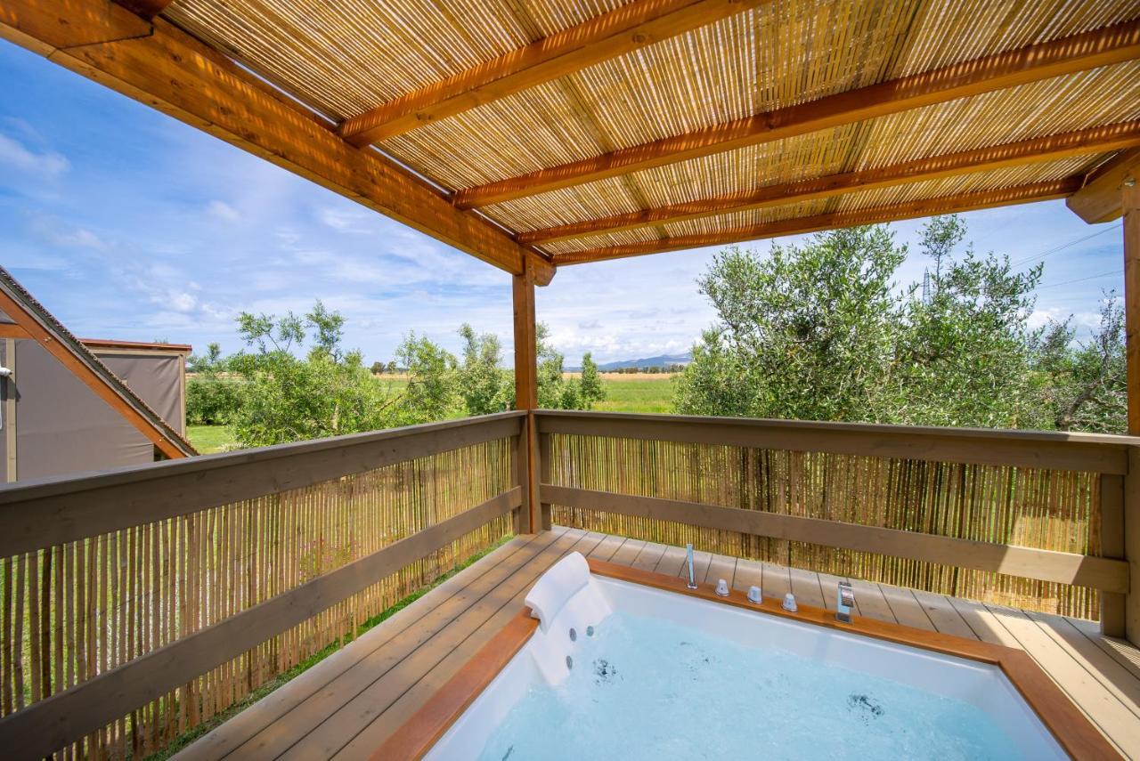 Glamping Gli Etruschi Hotel Piombino Luaran gambar